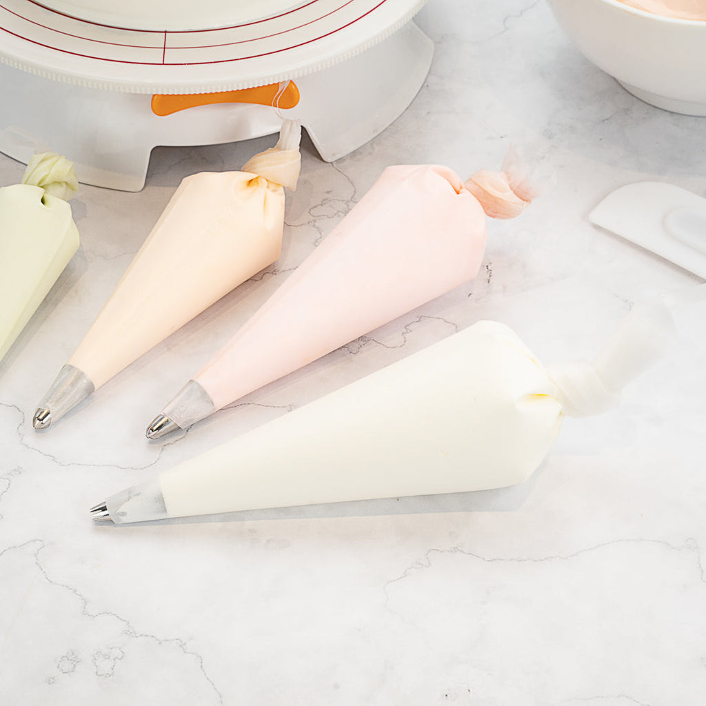 Pastry Tek White Silicone Pastry Piping Bag 4-Piece Set - 1 count box